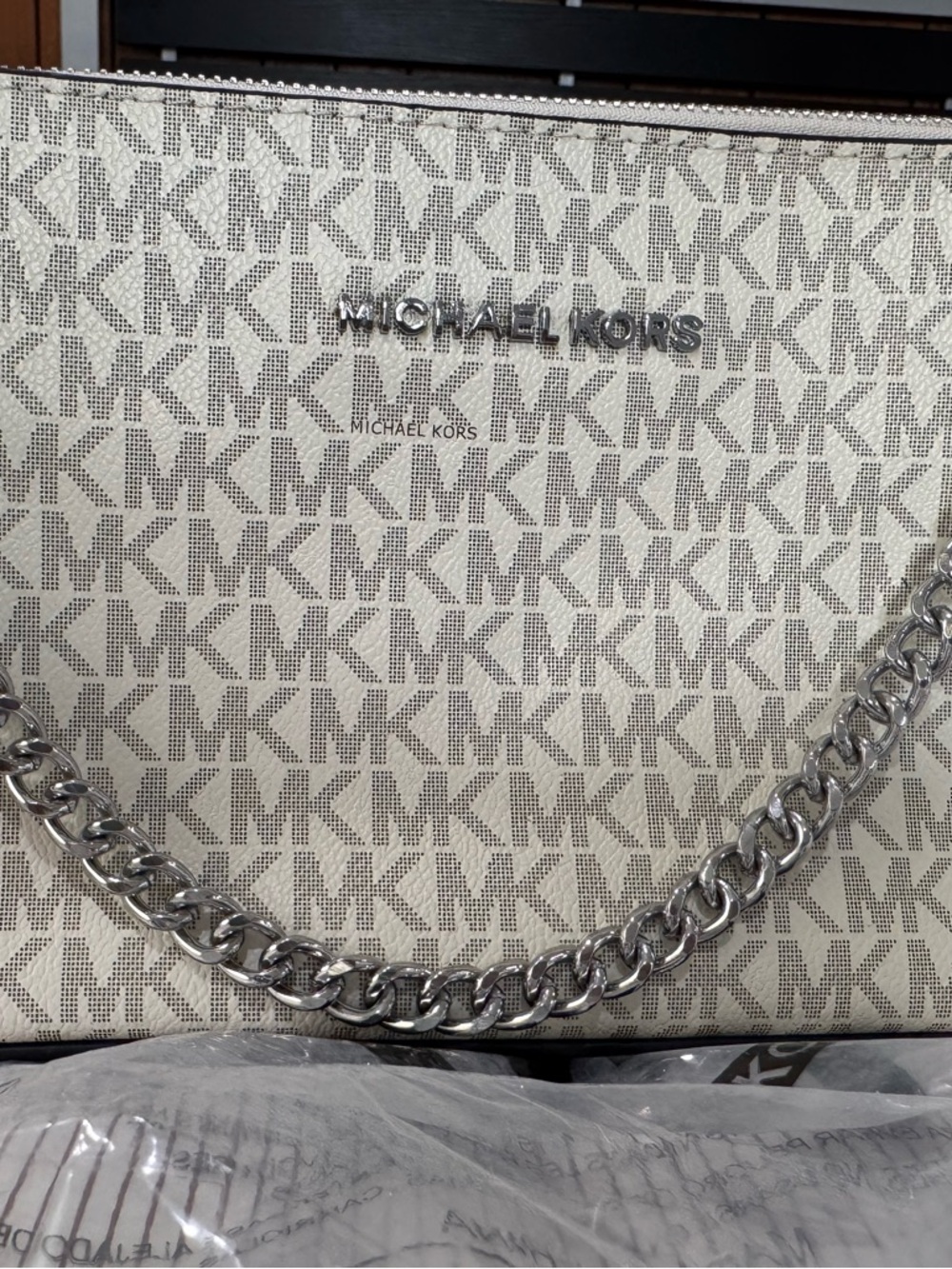 Michael Kors MK Monogram Chain Shoulder Bag Cream/Vanilla